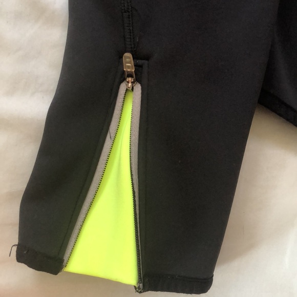 NEW BALANCE men’s running jacket - Picture 5 of 5